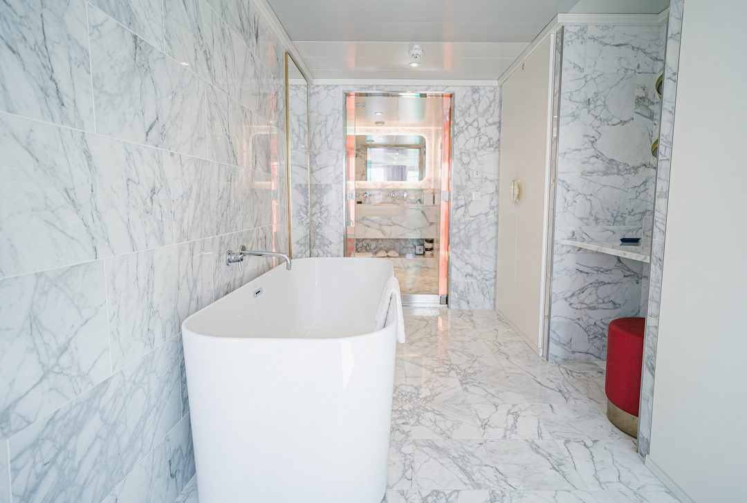 Marble_Bathroom_Massive_Suite_Scarlet_Lady