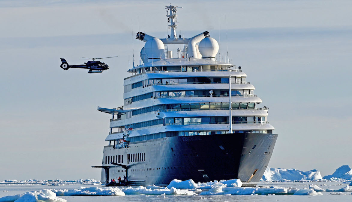 Scenic Eclipse_James_Bond_Cruise_Blondes