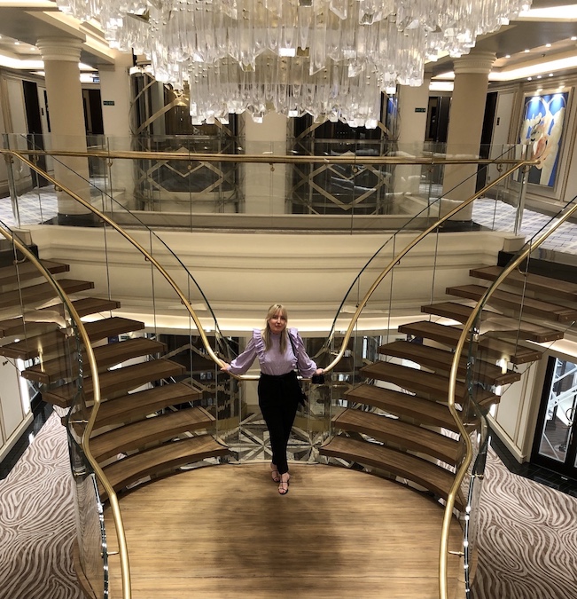 Grand staircase on Regent Seven Seas Splendor